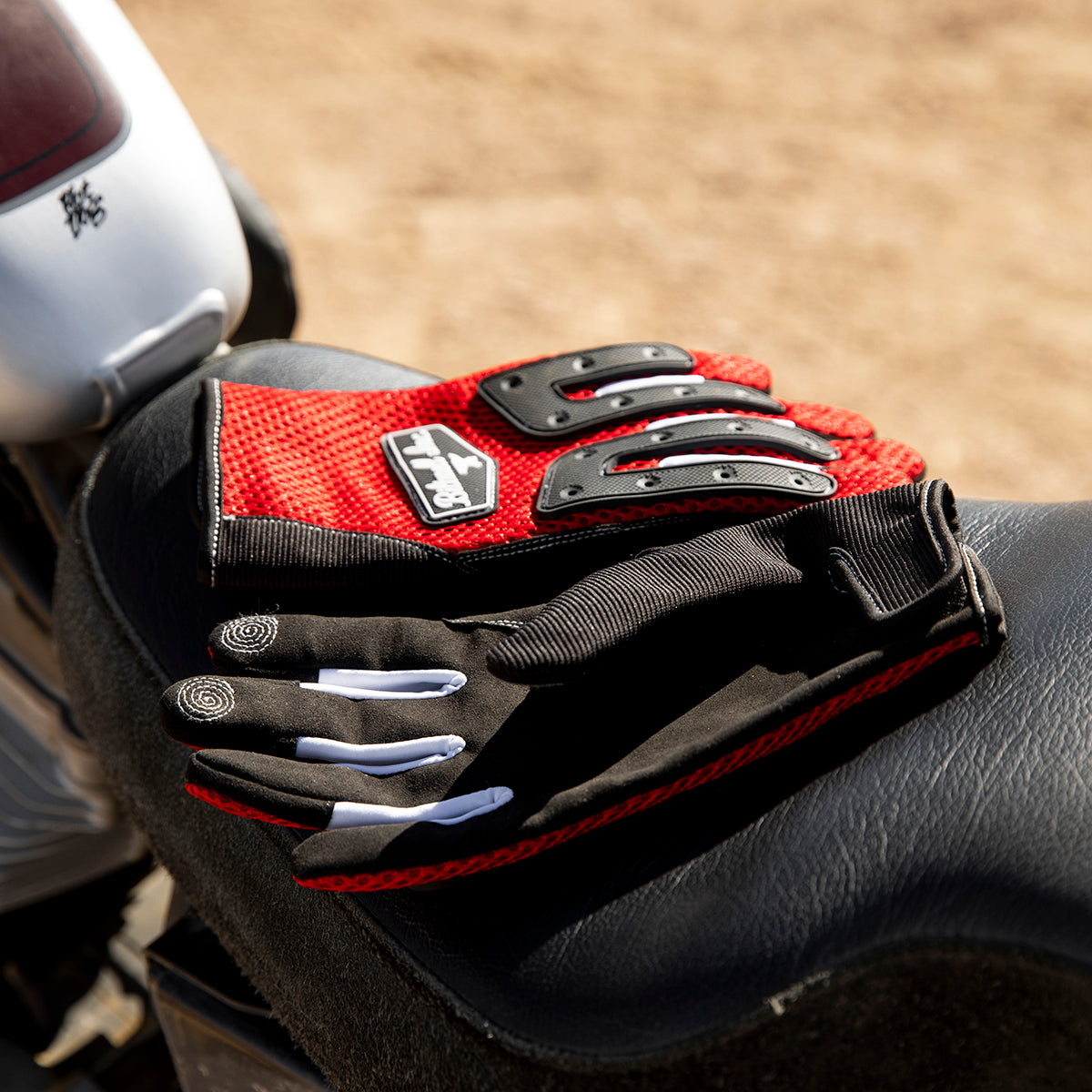 Biltwell Anza Gloves - Red